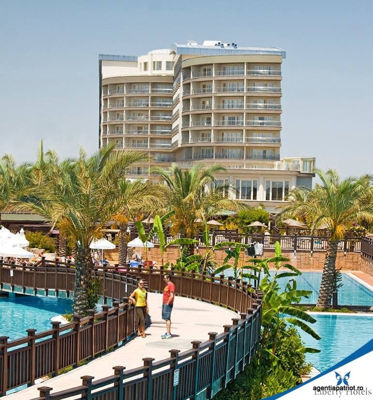 imagini hotel LIBERTY LARA BEACH